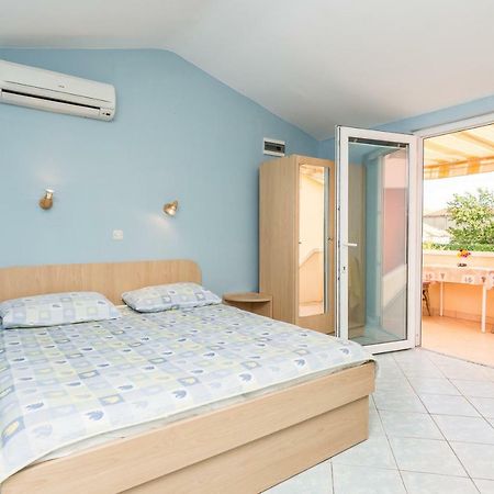 Apartmani Albi 扎顿 外观 照片