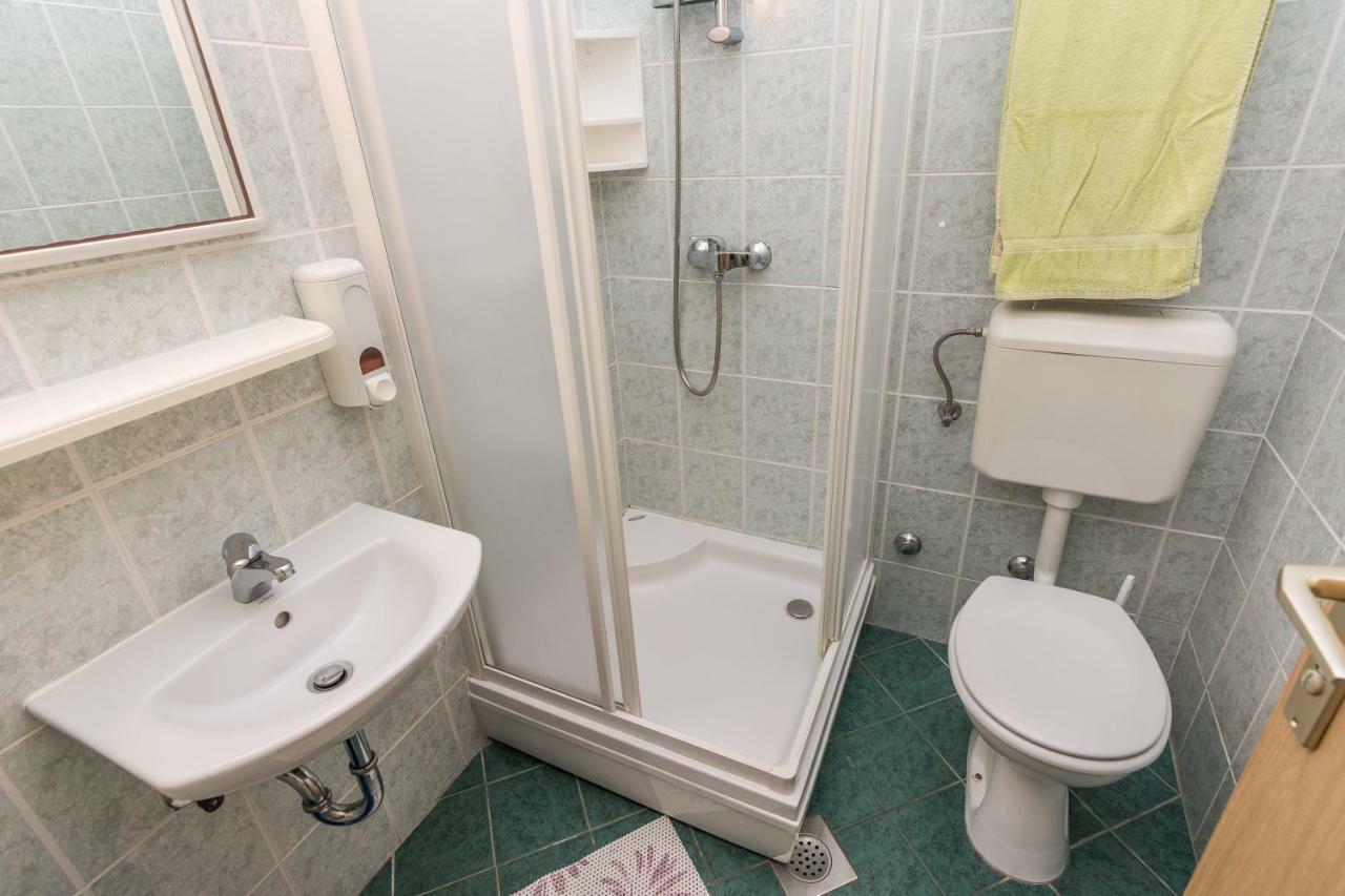 Apartmani Albi 扎顿 外观 照片