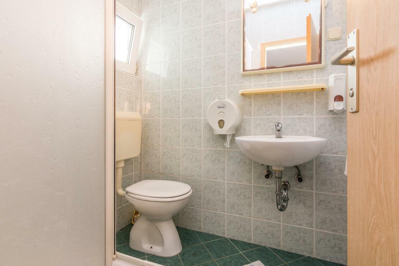Apartmani Albi 扎顿 外观 照片